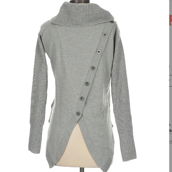 Venus Faux Split Back Button Accent Gray Turtleneck Sweater size small - Picture 3 of 8